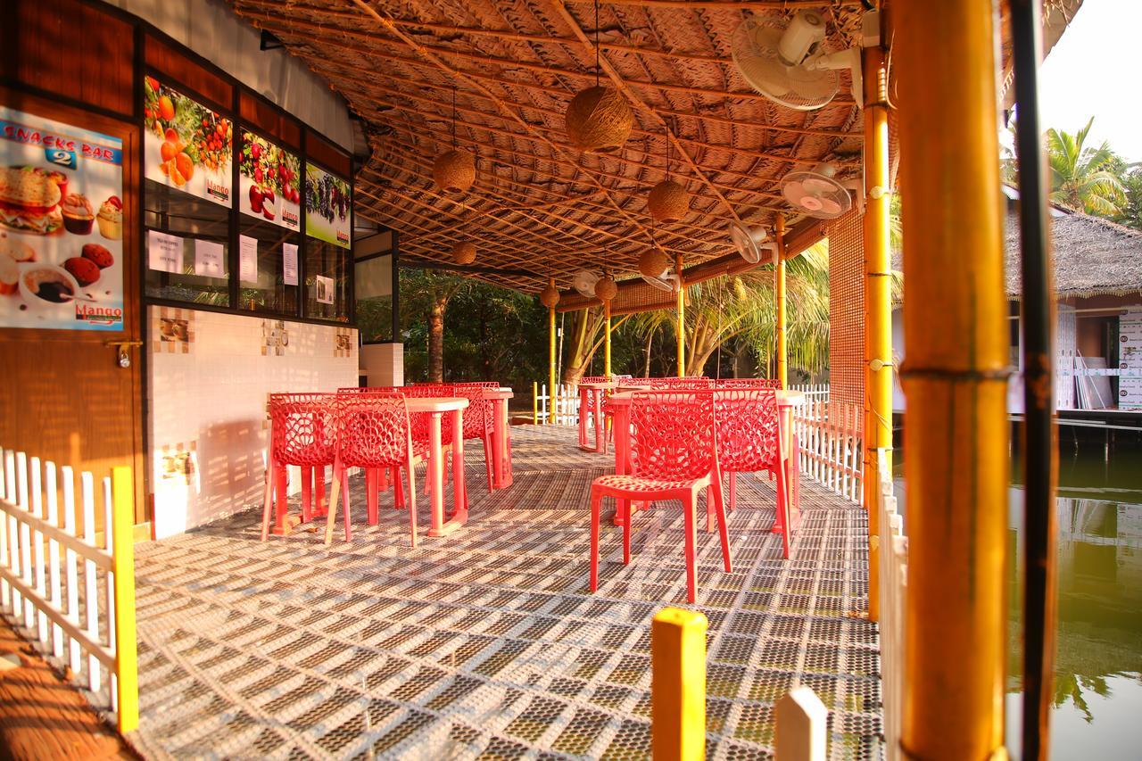 Mango Meadows Hotel Kottajam Kültér fotó